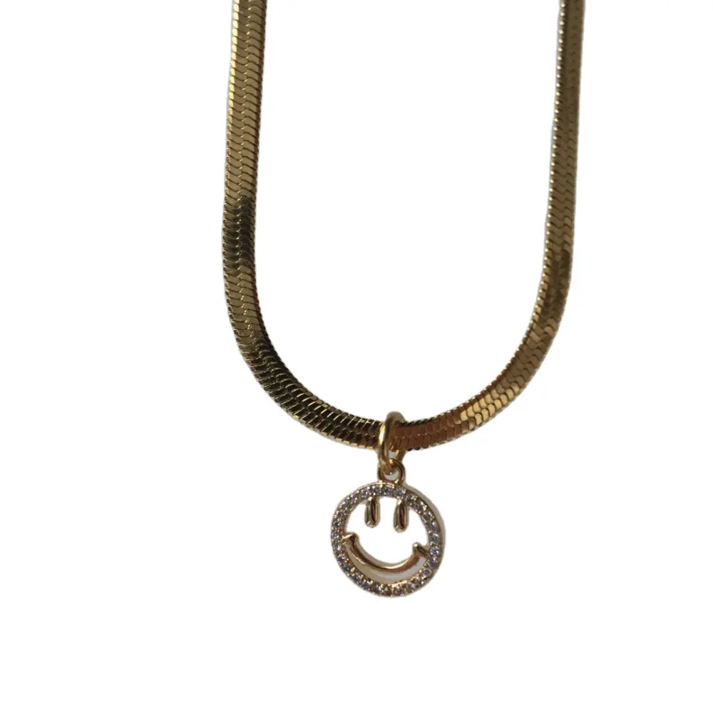 Hot Sell Custom 18K Vergulde Roestvrij Staal Waterdichte Ketting Smile Charme Vrolijke Smiley Face Hanger Ketting