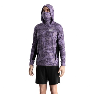 เสื้อตกปลาสีม่วงมีฮู้ดสำหรับนักตกปลา พร้อมคุณสมบัติป้องกันรังสียูวี ผ้าแห้งเร็ว และโครงสร้างน้ำหนักเบา ระบายอากาศได้ดี - Product Image 6