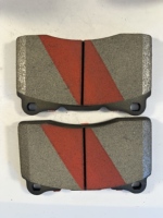 Nuevas Pastillas de Freno Delanteras de Cerámica Kewosien 7R3Z-2001-A 58101-2MA10 D1050 ZHP025 para Mustang 5.0L, Piezas de Auto de Alto Rendimiento, 1 Año de Garantía