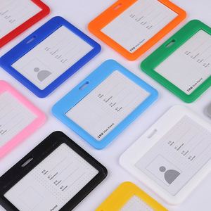 Porte-badge et cordon en plastique ABS rigide multicolore – Ensemble durable pour badges nominatifs professionnels, idéal pour les entreprises et les promotions - Product Image 4
