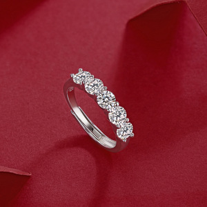 9 Classici Anelli Mezza Eternità in Argento Sterling 925 con Moissanite Taglio Rotondo 1.5CT VVS GRA, Stile Fortunato Numero <span class=keywords><strong>7</strong></span>, per Donna - Product Image 4