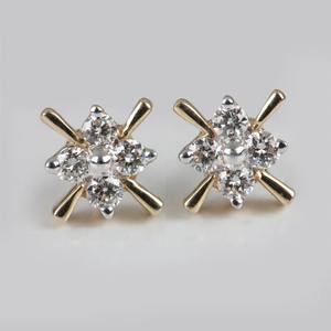 ต่างหูเงินประดับเพชรโมอิสซาไนต์ทรงดอกไม้ ดีไซน์หรูหรา ทรงกลม ระยิบระยับ เหมาะสำหรับใส่ในชีวิตประจำวัน งานปาร์ตี้ ของขวัญสำหรับผู้หญิง - Product Image 1