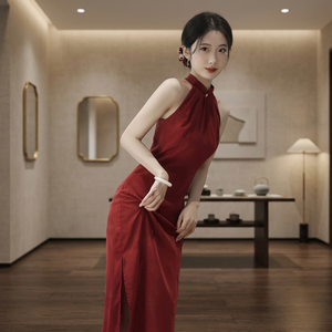 Elegant Red Silk Cheongsam <b>Dress</b> Women Sleeveless Maxi Length Traditional <b>Chinese</b> Party Wear Slim Fit Button Closure - Product Image 3