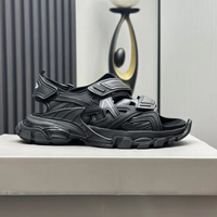 Sneakers de luxe de créateurs, sandales de plage originales, chaussures de marche élégantes haut de gamme pour l'été, le printemps, l'hiver, pour hommes et femmes