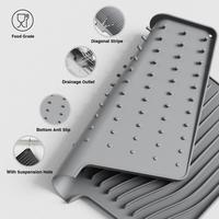 Modernes Design Silikon Dish Drain Board Counter Top Trockner mit Slope Guide für Home Kitchen Isolier platte für Geschirr