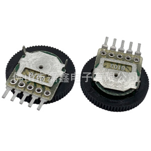 Potentiomètre rotatif double 16x2mm B10K à film de carbone, type engrenage moleté, pieds droits - Product Image 1