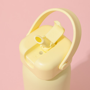 Bouteille d'eau isotherme portable en acier inoxydable 304 à double paroi grande capacité pour sports de plein air avec paille - Product Image 3