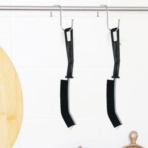 Escova de Limpeza Portátil Preta com Cabo Longo para Limpeza de Frestas e Trilhos de Janelas e Portas - Product Image 6