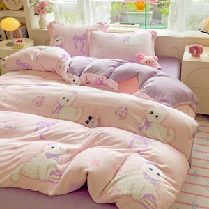Set di 4 Pezzi di Biancheria da Letto in Velluto di Latte, Nuovo per l'Inverno, Super Morbido, Ultra Carino, Caldo, in Velluto di Visone a Doppio Lato, Peluche Soffice - Product Image 4