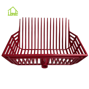 Hochwertiger lila Kunststoff-Pitch-Gabel kopf für die stabile Reinigung von Pferden - Product Image 2