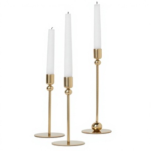 Support à bougie en fer doré classique, décoration d'intérieur, design fantaisie de Noël, durable, écologique, fait main pour la maison, l'hôtel, le restaurant - Product Image 1