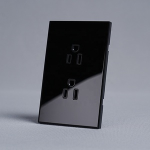 Design alla moda colore bianco nero pieno rivestimento pannello in vetro temperato doppia presa a 3 poli prese elettriche a parete - Product Image 1