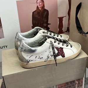 Foreign Trade 2026 Full-grain <strong>Leather</strong> Distressed Small White <strong>Sneakers</strong> Men Women Casual Versatile Fashion Board Shoes Lace-Up - Product Image 2