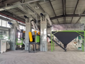 Línea <span class=keywords><strong>de</strong></span> Producción <span class=keywords><strong>de</strong></span> Fertilizantes NPK y <span class=keywords><strong>Nitrato</strong></span> <span class=keywords><strong>de</strong></span> Calcio <span class=keywords><strong>con</strong></span> Componentes Clave: Motor, PLC, Totalmente Automática, 20000t/año, Granulación por Tambor Rotatorio - Product Image 4