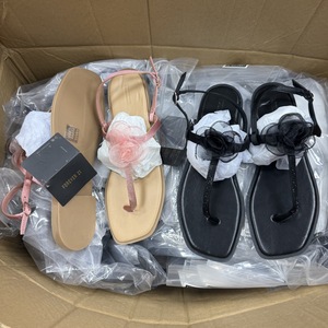Femmes - Superbes <span class=keywords><strong>Sandales</strong></span> Plates Florales Idéales pour Publications Instagram, Chaussures pour Dames - Product Image 2