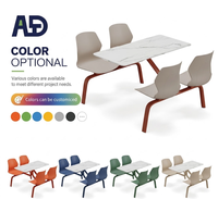 Ensemble table et chaises de cantine en PP avec structure métallique et sièges connectés pour salle scolaire