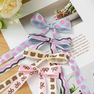 Ruban en satin tissé simple face en polyester de 1,5 cm, motif dessin animé mignon, pour bouquets, gâteaux, cadeaux, emballage DIY, avec nœud ours et logo personnalisé - Product Image 1