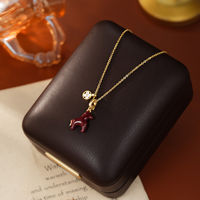 Collier en alliage avec pendentif cheval rouge pour femme TANGPEI, bijoux tendance