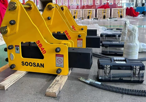 Soosan SB40 - Rompedor de Tipo Lateral - PRODUCTO PRINCIPAL - SUMINISTRO DIRECTO DE FÁBRICA - UN AÑO DE GARANTÍA - CARACTERÍSTICAS ESTÁNDAR INCLUIDAS - Product Image 2