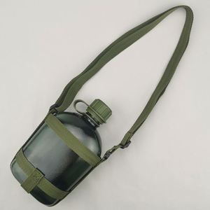 Échantillon gratuit – Lots en gros – Gourde tactique d'extérieur avec couvercle et poignée – Bouteille d'eau en plastique pour camping – Lot de 3 avec gobelets - Product Image 5