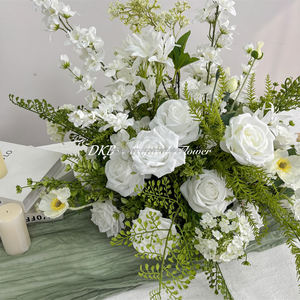 Flores Artificiales para Boda al por Mayor, Color Rojo Personalizado, Flores de Pasillo de Tela de Seda Ecológica para Boda y Halloween - Product Image 3