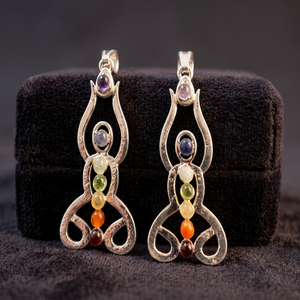 Générateurs d'énergie en pierre de cristal des sept chakras, pendentif plat hexagonal en métal plaqué argent antique, pour les praticiens de Reiki, unisexe - Product Image 3