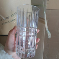Carafe à whisky et tasse à eau en verre sodocalcique de style européen vintage, avec design sans couvercle, gobelet de bar écologique pour la vente en gros