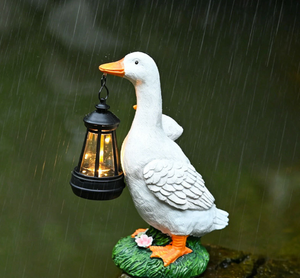 Statues de canards de jardin pour la famille, lanterne solaire extérieure, idéale pour la décoration de jardin et de cour - Product Image 4