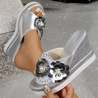 Sandales de plage de qualité supérieure pour femmes, chaussures décontractées, sandales compensées, pantoufles à strass pour femmes, meilleur design