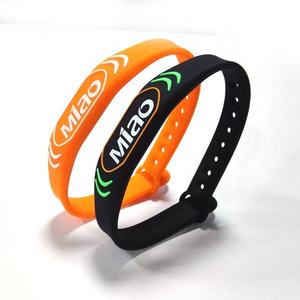 Venta caliente impermeable NFC Chip pulseras <span class=keywords><strong>RFID</strong></span> pago sin efectivo pulsera de silicona NTAG215 NFC bandas - Product Image 2