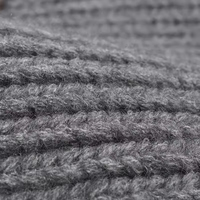Gorro de punto grueso con puños acanalados, logotipo de parche bordado en chenilla personalizado, gorro cálido de invierno para esquí al aire libre