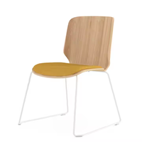 Chaises à usages multiples Coussin de siège tubulaire sans bras empilable 4 pieds Formation moderne Bois Réunion École Chaise visiteur
