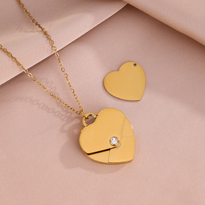 Collier à breloques tendance en acier inoxydable <span class=keywords><strong>de</strong></span> haute qualité, breloques cœur dorées DIY pour femmes - Product Image 6