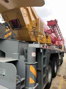 STC800C5-8 baru Cina 80 Ton derek truk hidrolik 66m maksimum angkat tinggi menampilkan mesin dan komponen inti Motor - Product Image 4