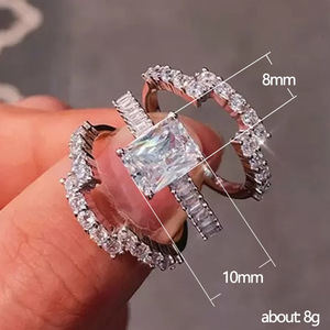 Elegante anello in stile ufficio per donna, design scintillante con intarsi, gioielli alla moda per tutti i giorni - Product Image 4