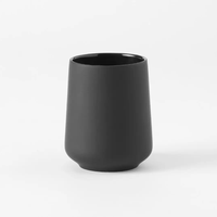 Ensemble d'accessoires de salle de bain noir mat avec distributeur de savon Porte-brosse de toilette Porte-savon Tumbler