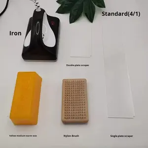 Ensemble complet pour les snowboarders freestyle Aiguiseur de fer à cire sensible à la température Trois brosses pour les sports d'hiver Produits de <span class=keywords><strong>ski</strong></span> - Product Image 2