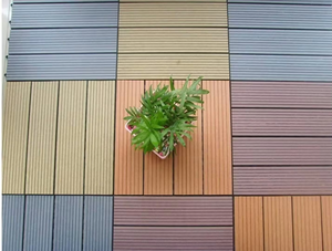 Azulejos de cubierta de WPC entrelazados 300X300MM piso cuadrado compuesto impermeable para jardín al aire libre <span class=keywords><strong>Patio</strong></span> balcón terraza antideslizante - Product Image 4