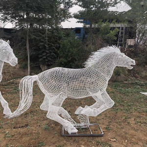 Scultura Artistica in Ferro <span class=keywords><strong>su</strong></span> <span class=keywords><strong>Misura</strong></span>, Rete Metallica Traforata Astratta, Animali: Lumaca, Cavallo, Farfalla, Formica, Paesaggio per Esterni - Product Image 2