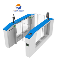 Barrière pivotante piétonne en acier inoxydable IP66, portail AB, reconnaissance faciale, contrôle d'accès, servomoteur, fonctionnement bidirectionnel, portail rapide