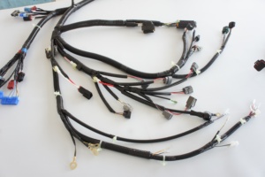 Professionele OEM auto-bedradingssysteem achteruitkijkspiegel aangewezen connectoren voor automobieltoepassing - Product Image 4