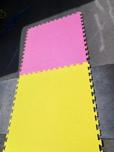 Tapete de Juego para Niños de Alta Calidad, Marca Yuejia, para Interiores y Exteriores, de Espuma EVA Suave, con Capacidad de Más de 500 kg - Product Image 3