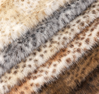 Goldener Nerz-Plüschstoff mit Leopardenflecken, Faux-Sabel-Stil, Polyester/Acryl, Vorderseite Anpassbar, Dichte und Gewicht Regulierbar, Gestrickter Stoff 100%