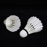 Volants de badminton T-4 haute stabilité - Plumes d'oie de classe B avec base en liège à 2 couches (OEM direct usine)