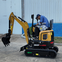 Mini-excavatrice compacte de 0,89 tonne avec débit hydraulique de 18 L/min, réservoir de carburant de 7 L, profondeur de creusement de 1520 mm pour l'entretien des petites exploitations agricoles et des vergers