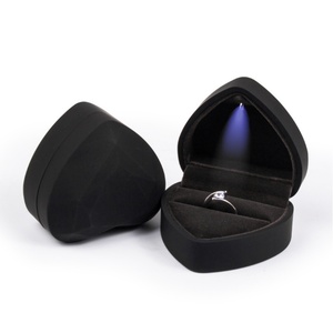 Luxury Romantic Heart-shaped <b>Ring</b> <b>Box</b> With LED Light up Romantic Jewelry <b>Box</b> - Product Image 5