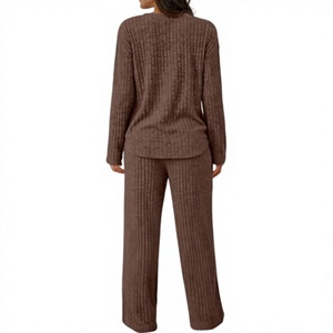 Conjunto de dos piezas de ropa para estar en casa de punto acanalado para mujer, suéter suave de manga larga con pantalones holgados y cómodos. - Product Image 4