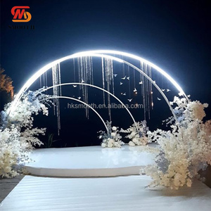 ฉากหลังงานแต่งงาน ดีไซน์ใหม่ สวยงาม โดดเด่น โครงเหล็กวงกลมสีขาว พร้อมไฟ LED - Product Image 1