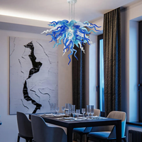 LONGREE Luminaire de lustre en corne bouclée en verre soufflé bleu Murano blanc Luminaire de plafond de style Chihuly pour Costal Sea House