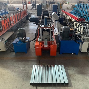 Tôle de haute qualité cloison sèche mur lumière quille légère en acier rouleau formant la machine c villa quille double ligne machine - Product Image 2